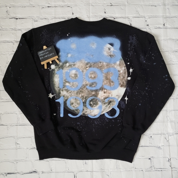 Ariana Grande Lollopalooza Splatter Crewneck - Picture 2 of 2